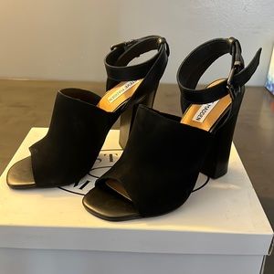 Steve Madden heels size 8